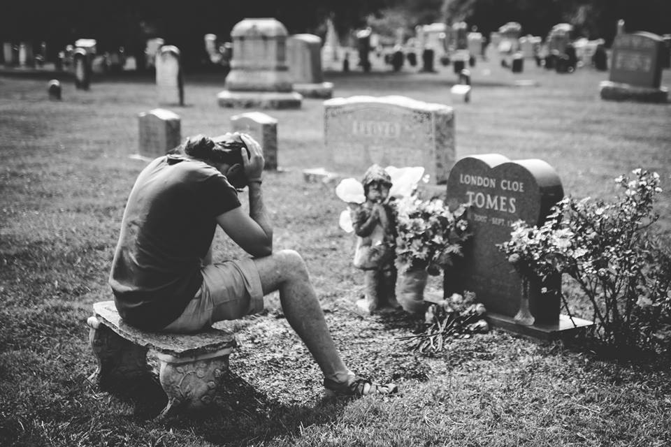 Jonathan at London's grave